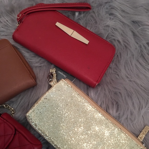 Accessory Bundle! - Picture 4 of 7